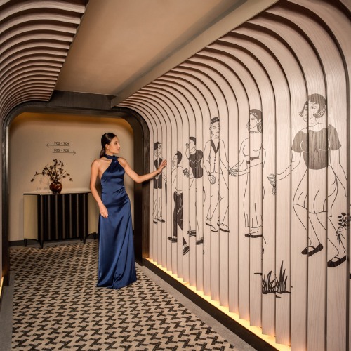 Madi Paidi Bangkok, Autograph Collection